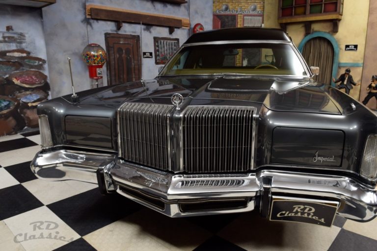 1977 Chrysler Imperial Hearse - Hearse for Sale Archive